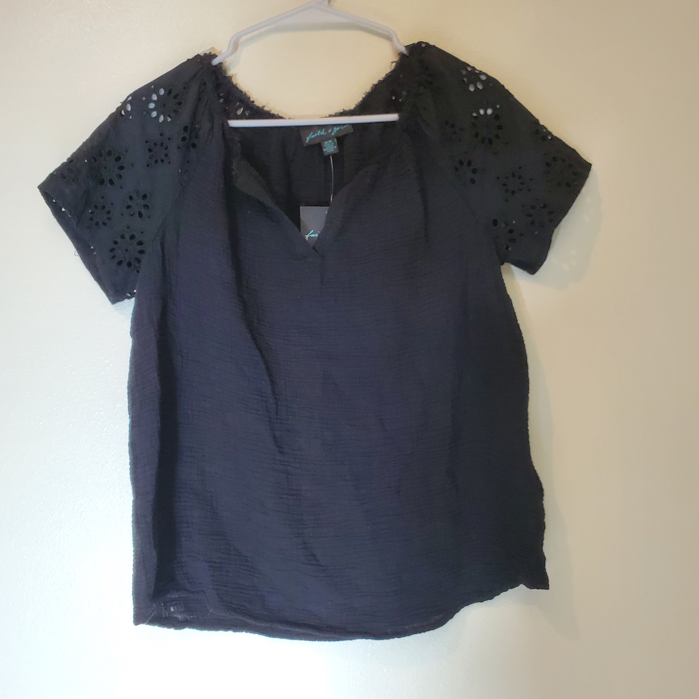 Faith & Zoe Black Eyelet Sleeve Blouse Med NWT